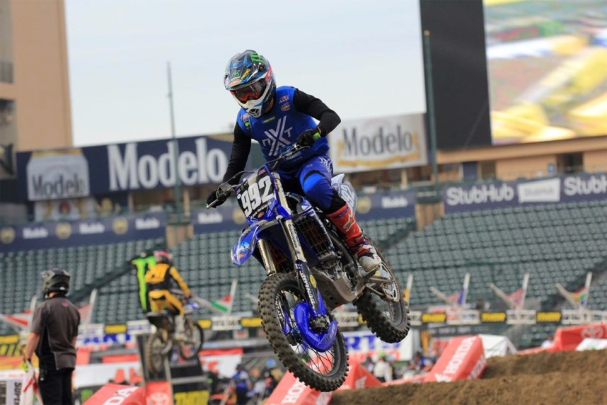 Piloto paranaense se mantém na disputa na maior competição de Supercross do mundo