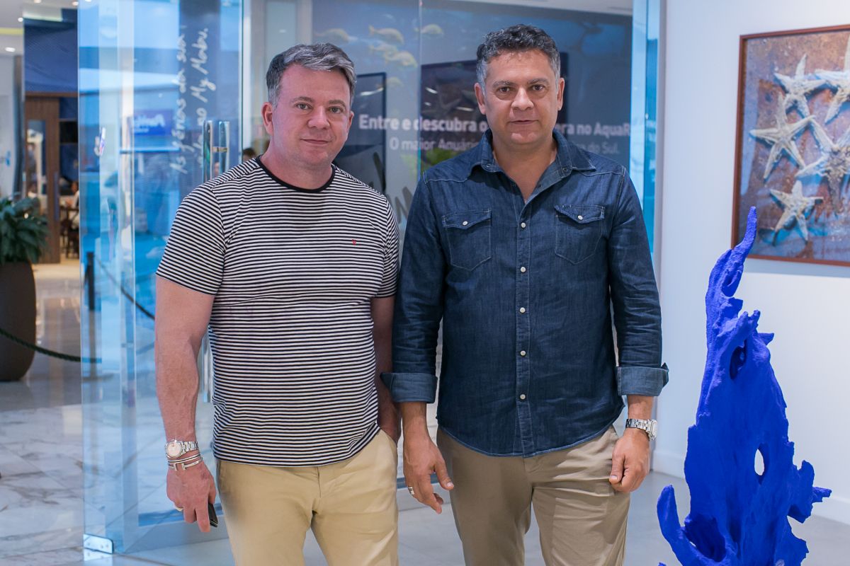 O artista plástico Eleutherio Netto (à dir.) e o médico Eliseu Portugal.