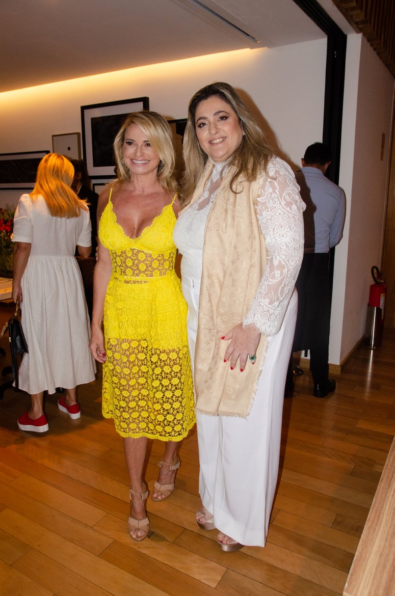 Denise Maximiliano e Bibiana Paranhos.