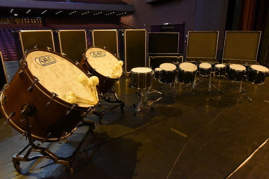 Novos instrumentos e acessórios.